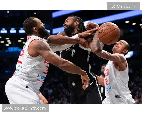 特伦特上篮受伤左小腿被搀扶回更衣室球迷心痛不已